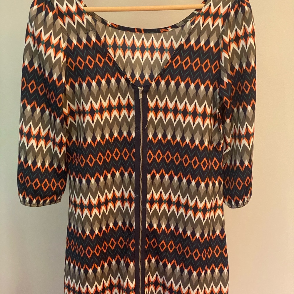 Dress - Picture 3 of 3